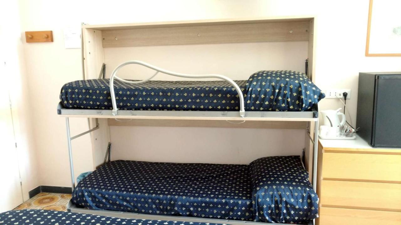 דיאנו מרינה Hotel Delle Mimose מראה חיצוני תמונה